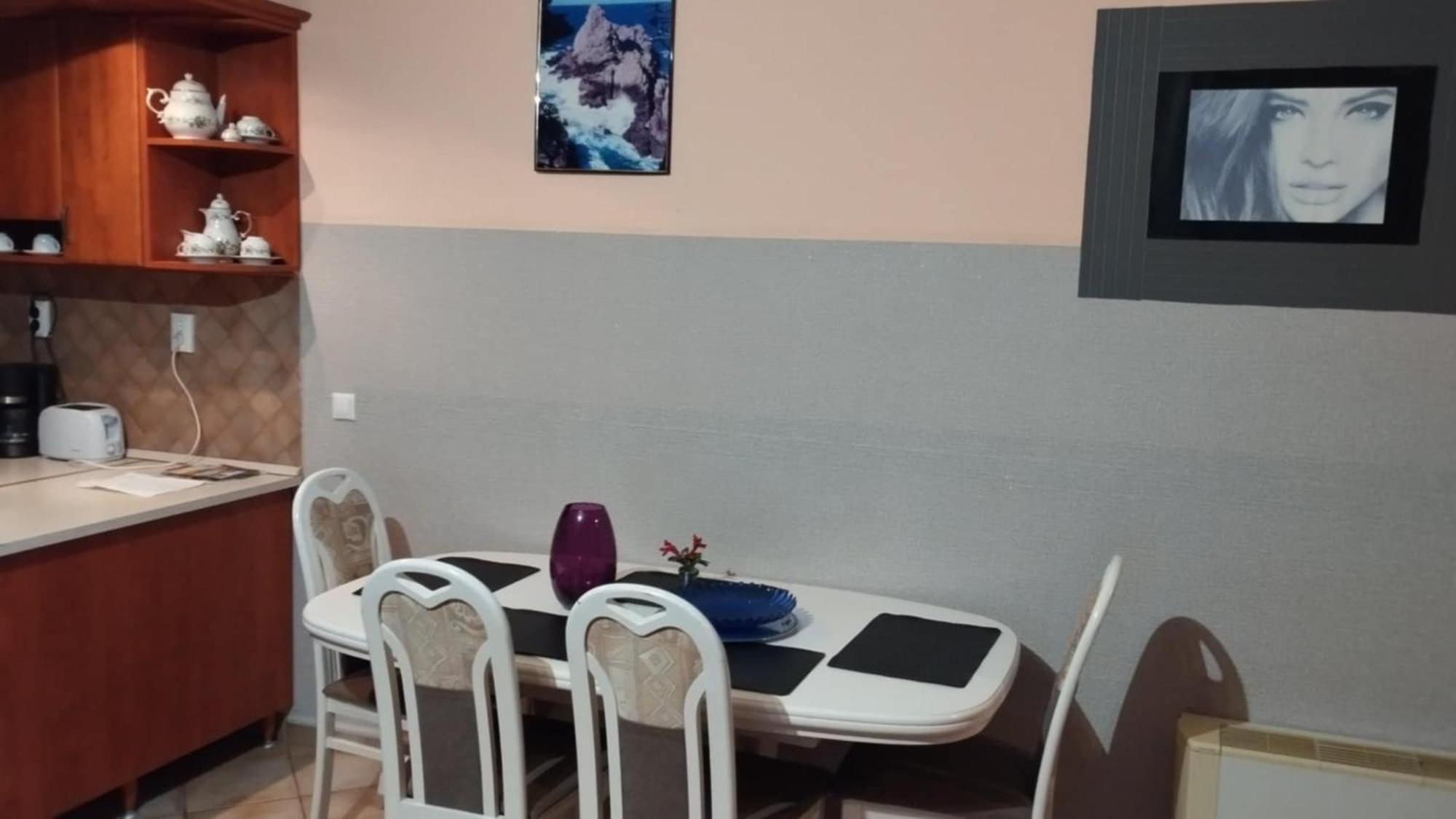 Tommy Apartman Hajdúszoboszló Екстериор снимка